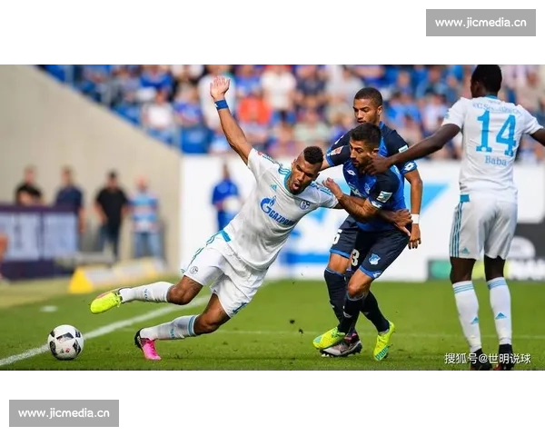 深入解读本赛季关键比赛战术与球员表现趋势 - 副本 (2) 深入解读本赛季关键比赛战术与球员表现趋势 - 副本 (2)