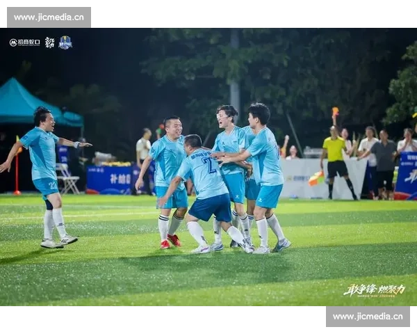 足球赛事官方直播全面开启 球迷尽享精彩瞬间与实时比分更新 - 副本 (2)